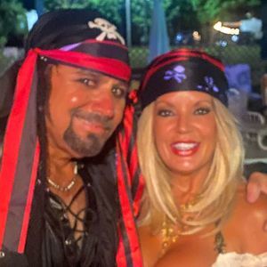 Meet your Posher, Dawn